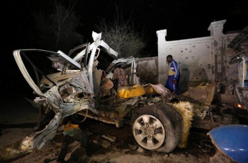 Car bomb kills 5 soldiers outside Somali presidential palace