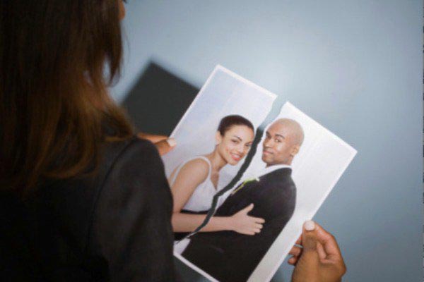 She caught him cheating and burnt the house