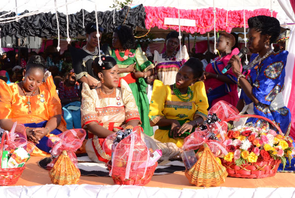 How to tell parents you are getting married