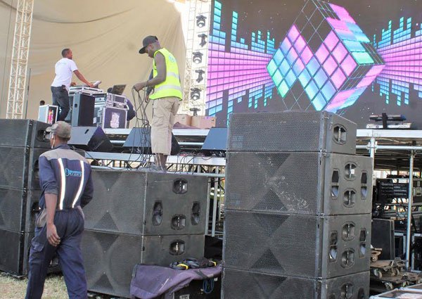 chris brown show mombasa