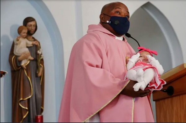 US Catholic clergy shortage eased by recruits from Africa