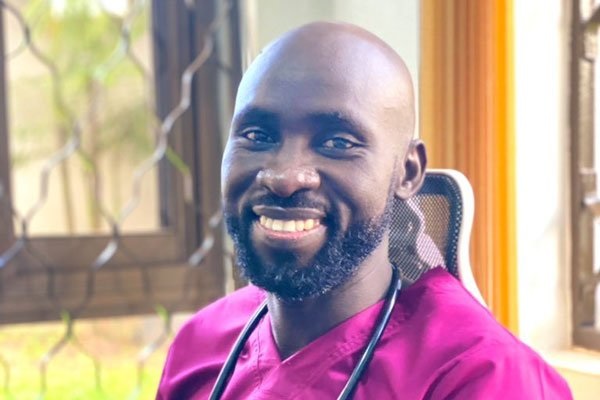 How Otile balances fun and medicine