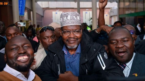 Kenyan lawyer Miguna Miguna returns home from exile