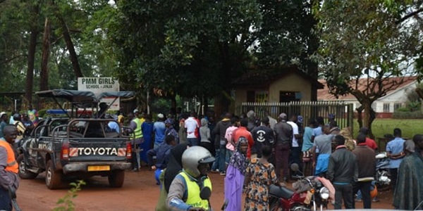 ‘Give my wife a big soda’, suspected lesbian teacher told shopkeeper