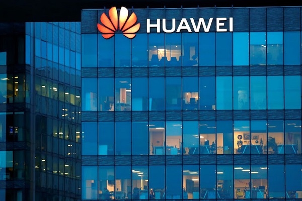 US imposes $300m penalty over hard disk drive exports to Huawei